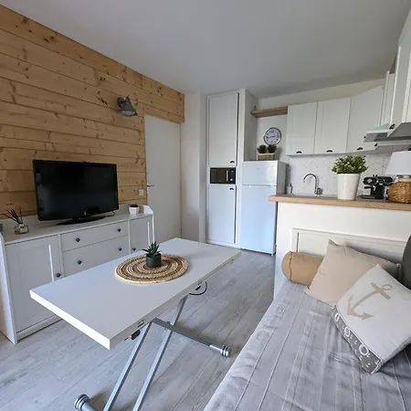 Bord De Mer, Piscine Et Wifi Apartament *