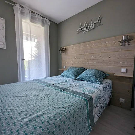 Apartament Bord De Mer, Piscine Et Wifi